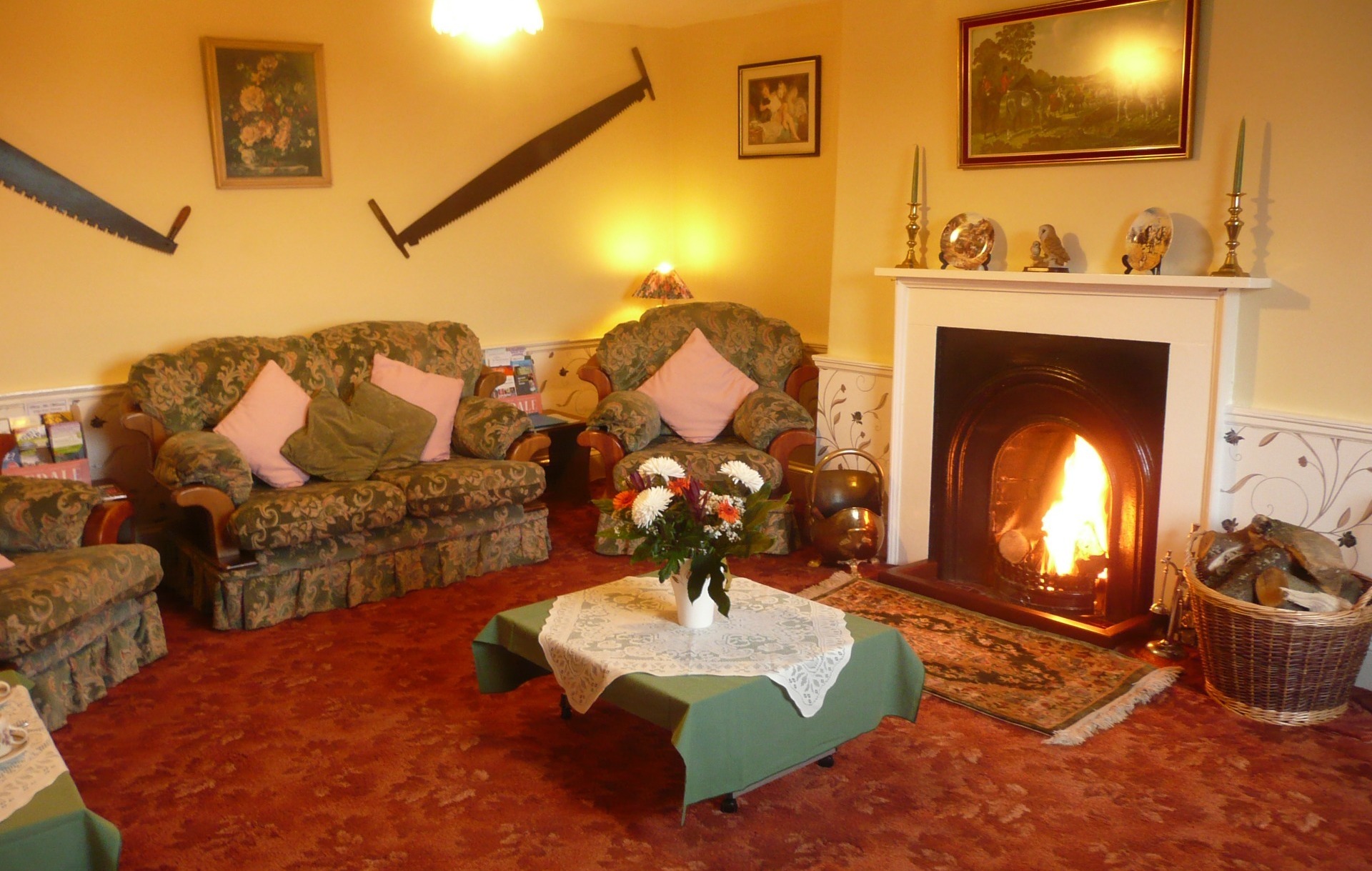 The cosy lounge at Woodhouse Farm B&B